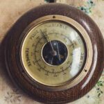 Vintage: Nadelbarometer?