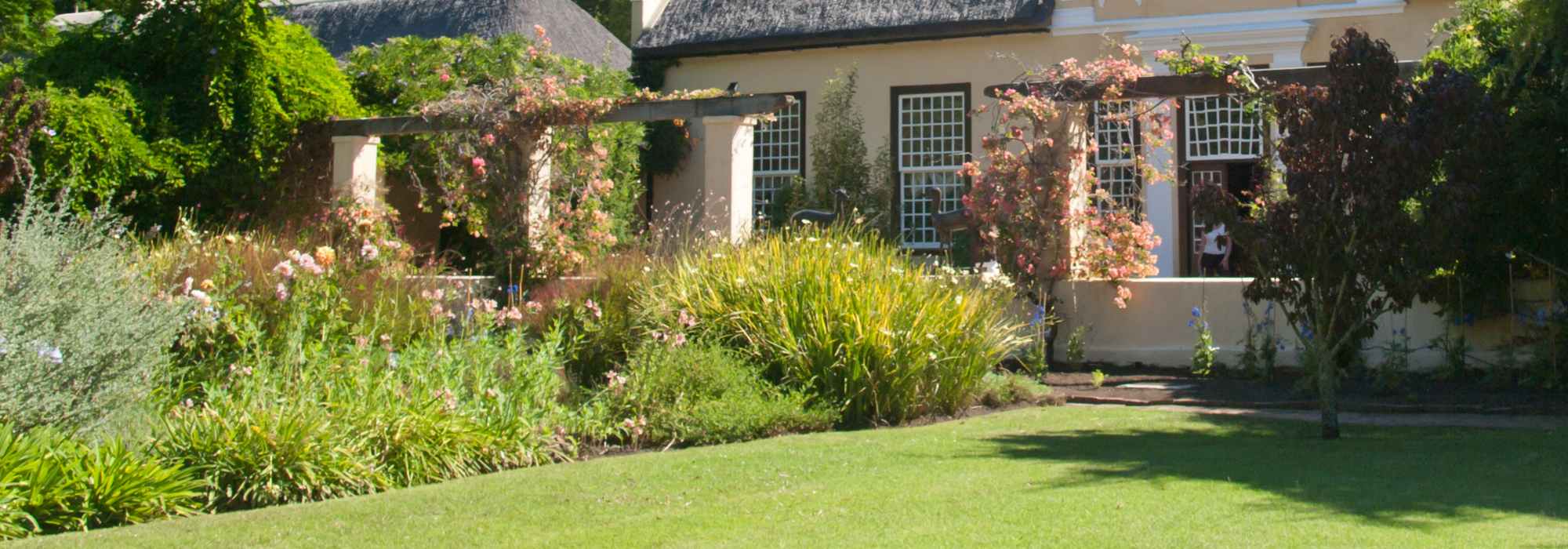 Sanfte Trendfarbe: Nude-Garten gestalten
