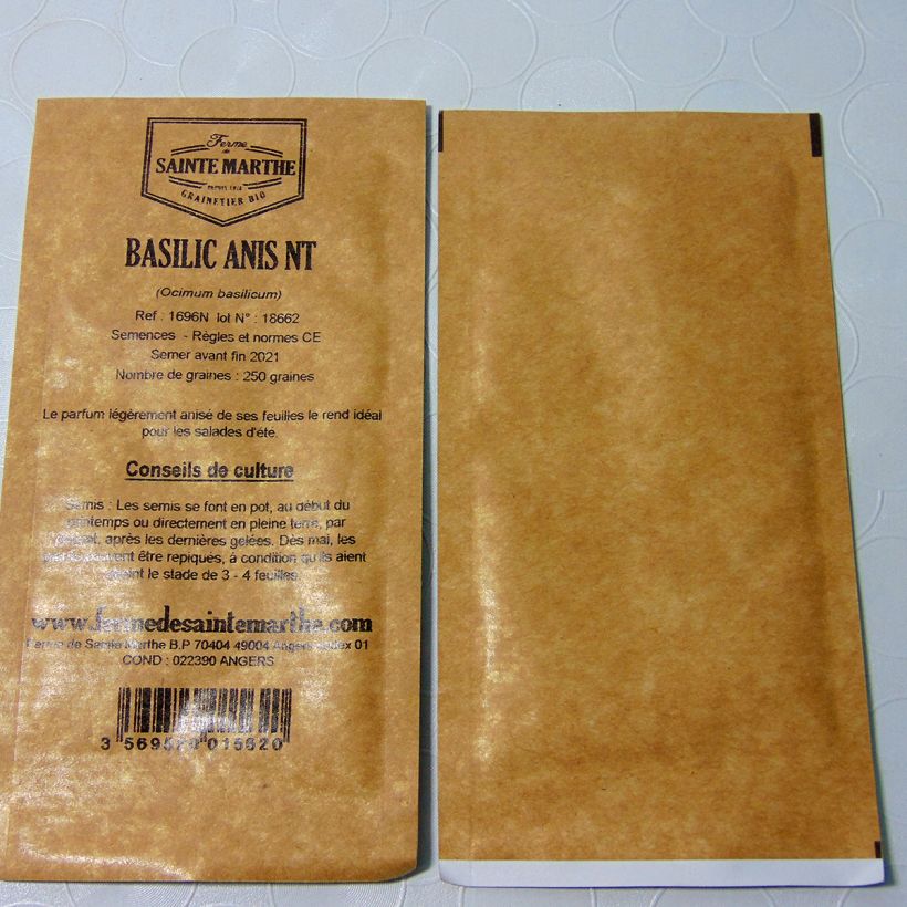 Beispiel eines Exemplars von Basilikum Anis die Tüte mit 200 Samen ungefähr wie geliefert