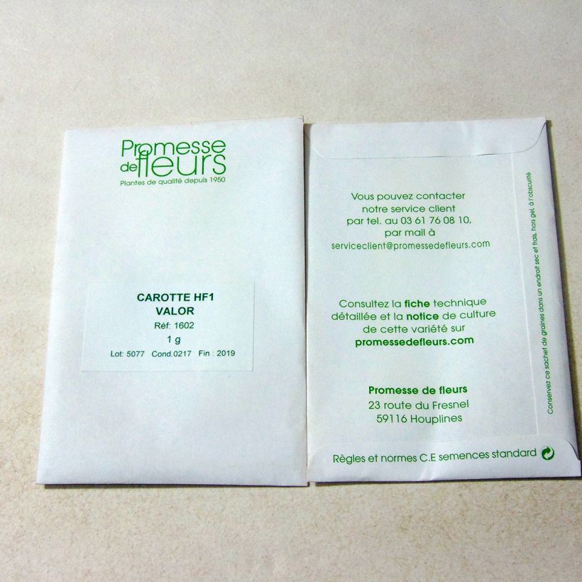 Beispiel eines Exemplars von Möhre Valor F1 die Tüte mit 500 Samen ungefähr (1g) wie geliefert