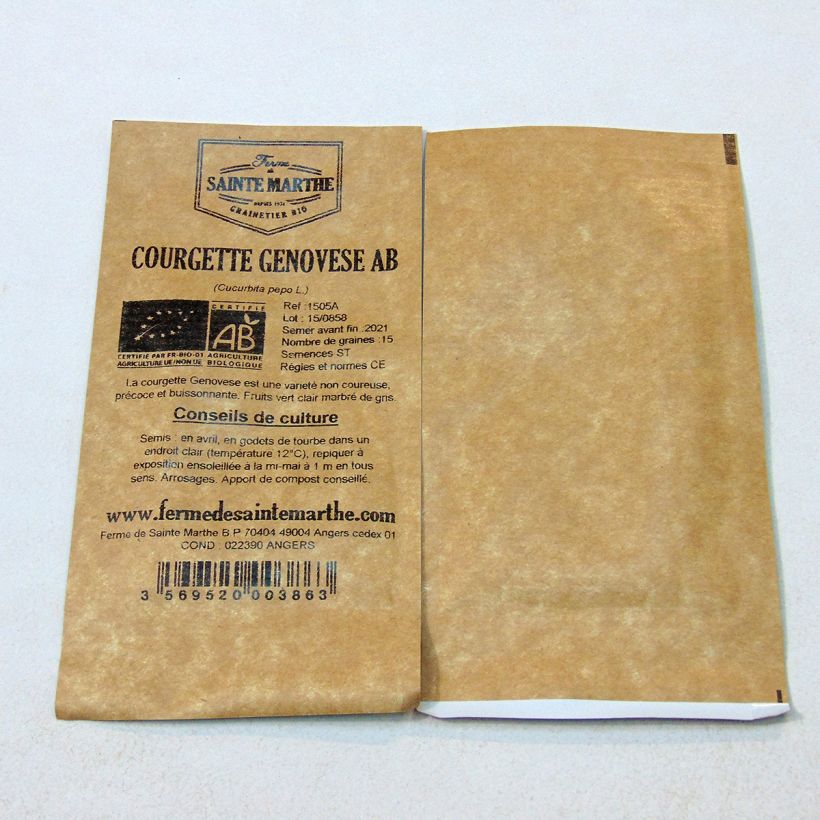 Beispiel eines Exemplars von Garten-Kürbis Genovese Bio - Ferme de Sainte Marthe die Tüte mit 15 Samen ungefähr (1g) wie geliefert