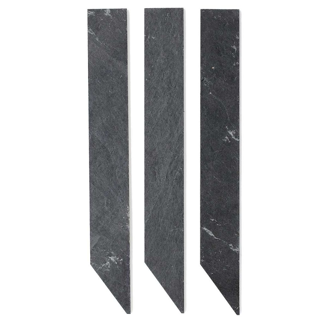 Schiefer Pflanzenschild in schrägem rechteckigen Format 3 x 24 cm